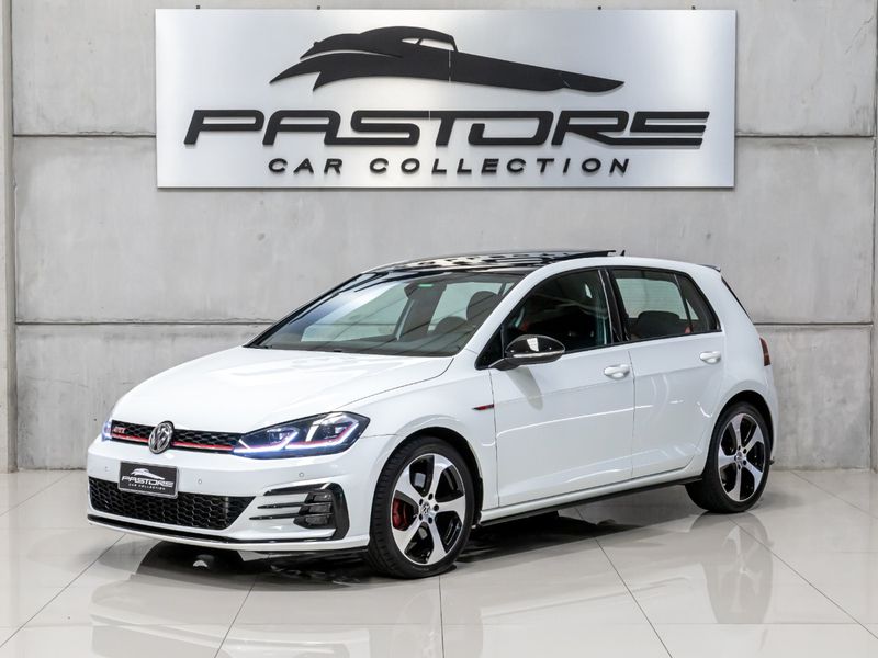 VOLKSWAGEN GOLF 2.0 350 TSI GTI DSG 2019/2019 PASTORE CAR COLLECTION BENTO GONÇALVES / Carros no Vale VOLKSWAGEN GOLF 2.0 350 TSI GTI DSG 2019/2019 PASTORE CAR COLLECTION BENTO GONÇALVES / Carros no Vale