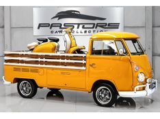 VOLKSWAGEN KOMBI 1.5 LUXO 8V 3P 1973/1973 PASTORE CAR COLLECTION BENTO GONÇALVES / Carros no Vale