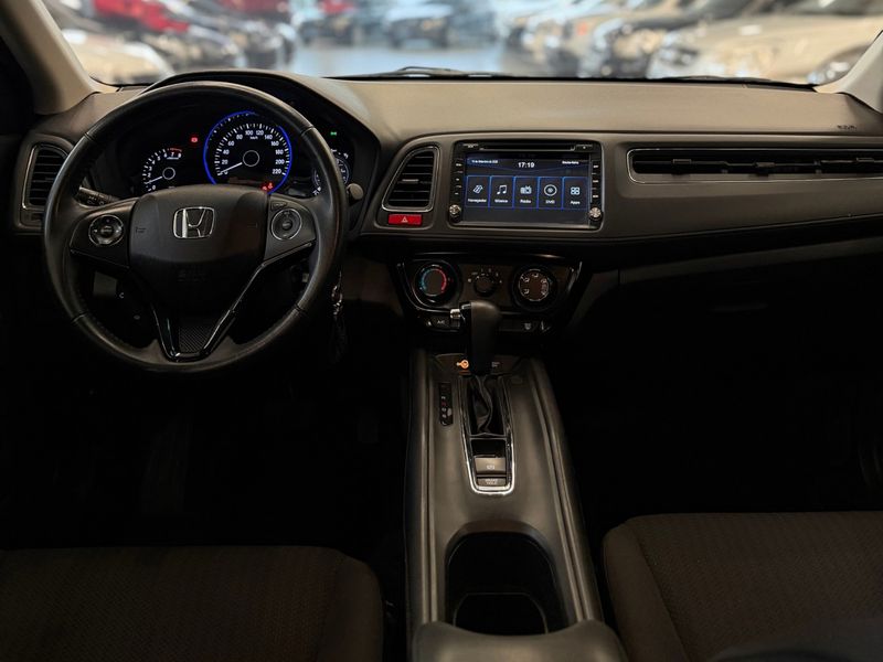 HONDA HR-V 1.8 16V EX 2015/2016 LEHMEN VEÍCULOS VENÂNCIO AIRES / Carros no Vale