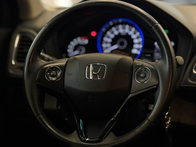 HONDA HR-V 1.8 16V EX 2015/2016 LEHMEN VEÍCULOS VENÂNCIO AIRES / Carros no Vale