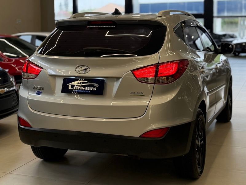 HYUNDAI IX35 2.0 MPFI GL 16V 2017/2018 LEHMEN VEÍCULOS VENÂNCIO AIRES / Carros no Vale