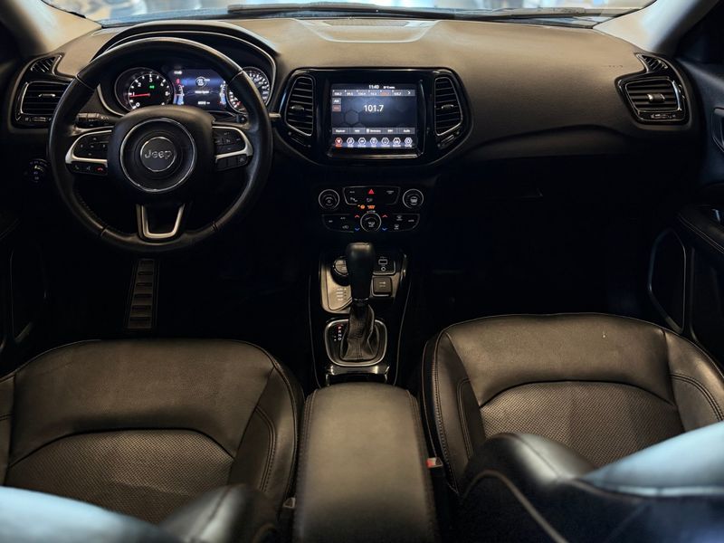 JEEP COMPASS 2.0 16V LIMITED 4X4 2019/2020 LEHMEN VEÍCULOS VENÂNCIO AIRES / Carros no Vale JEEP COMPASS 2.0 16V LIMITED 4X4 2019/2020 LEHMEN VEÍCULOS VENÂNCIO AIRES / Carros no Vale