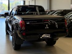 MITSUBISHI L200 TRITON 3.2 HPE 4X4 CD 16V TURBO INTERCOOLER 2014/2015 LEHMEN VEÍCULOS VENÂNCIO AIRES / Carros no Vale