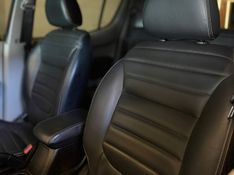 MITSUBISHI L200 TRITON 3.2 HPE 4X4 CD 16V TURBO INTERCOOLER 2014/2015 LEHMEN VEÍCULOS VENÂNCIO AIRES / Carros no Vale