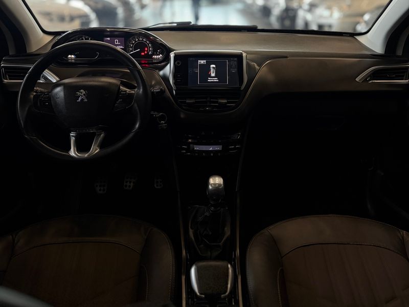 PEUGEOT 2008 1.6 16V THP GRIFFE 2015/2016 LEHMEN VEÍCULOS VENÂNCIO AIRES / Carros no Vale PEUGEOT 2008 1.6 16V THP GRIFFE 2015/2016 LEHMEN VEÍCULOS VENÂNCIO AIRES / Carros no Vale