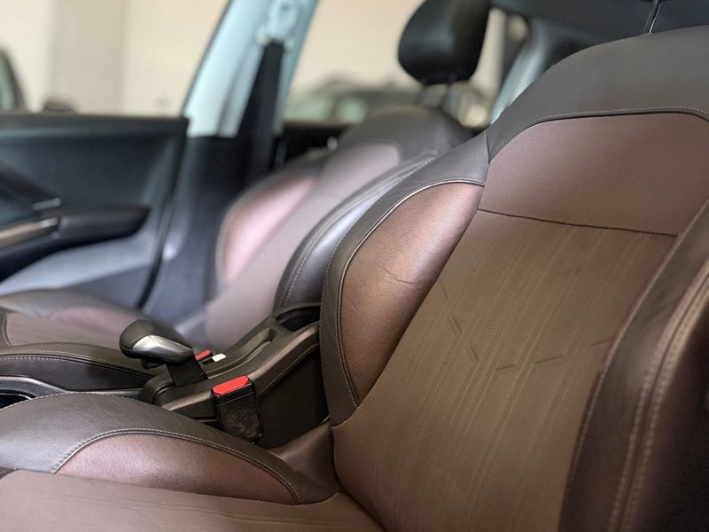 PEUGEOT 2008 1.6 16V THP GRIFFE 2015/2016 LEHMEN VEÍCULOS VENÂNCIO AIRES / Carros no Vale PEUGEOT 2008 1.6 16V THP GRIFFE 2015/2016 LEHMEN VEÍCULOS VENÂNCIO AIRES / Carros no Vale