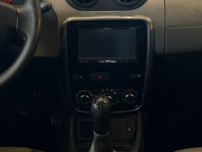 RENAULT DUSTER 1.6 DYNAMIQUE 4X2 16V 2012/2013 LEHMEN VEÍCULOS VENÂNCIO AIRES / Carros no Vale