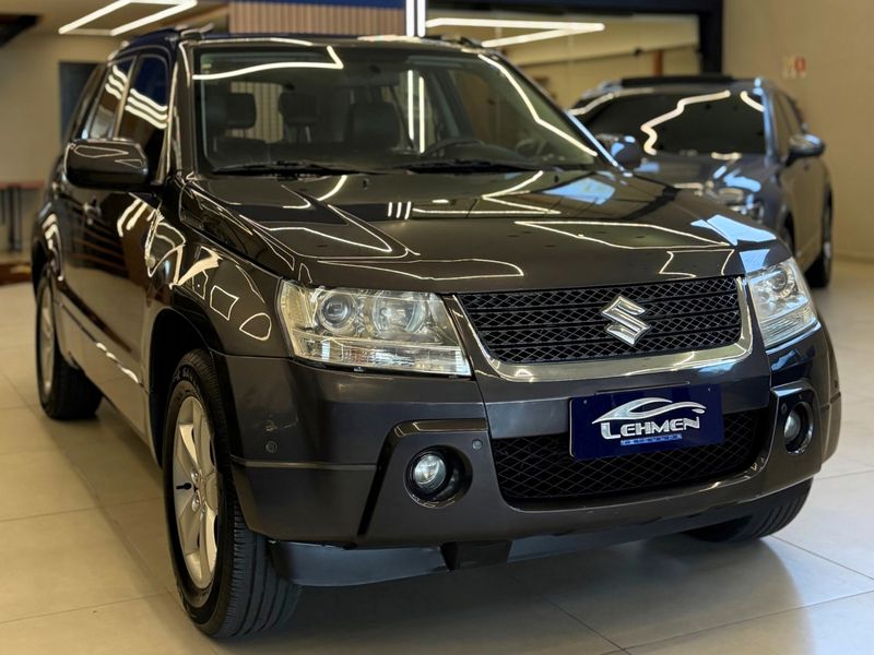 SUZUKI GRAND VITARA 2.0 4X2 16V 2010/2011 LEHMEN VEÍCULOS VENÂNCIO AIRES / Carros no Vale