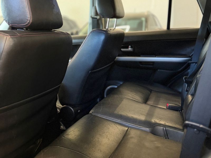 SUZUKI GRAND VITARA 2.0 4X2 16V 2010/2011 LEHMEN VEÍCULOS VENÂNCIO AIRES / Carros no Vale