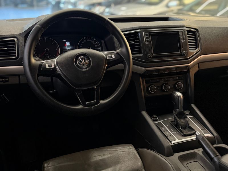 VOLKSWAGEN AMAROK 3.0 V6 TDI HIGHLINE CD 4MOTION 2019/2019 LEHMEN VEÍCULOS VENÂNCIO AIRES / Carros no Vale VOLKSWAGEN AMAROK 3.0 V6 TDI HIGHLINE CD 4MOTION 2019/2019 LEHMEN VEÍCULOS VENÂNCIO AIRES / Carros no Vale