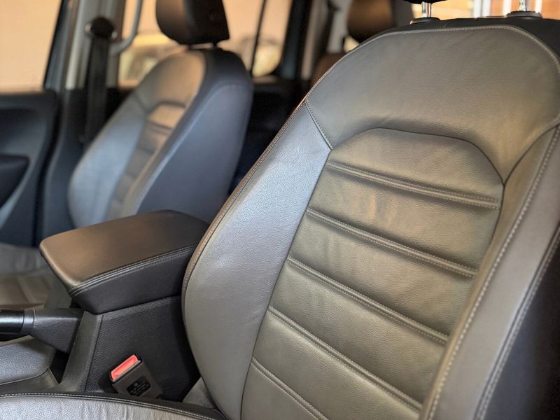 VOLKSWAGEN AMAROK 3.0 V6 TDI HIGHLINE CD 4MOTION 2019/2019 LEHMEN VEÍCULOS VENÂNCIO AIRES / Carros no Vale VOLKSWAGEN AMAROK 3.0 V6 TDI HIGHLINE CD 4MOTION 2019/2019 LEHMEN VEÍCULOS VENÂNCIO AIRES / Carros no Vale