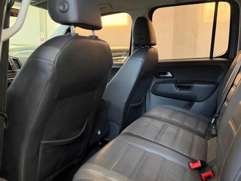 VOLKSWAGEN AMAROK 3.0 V6 TDI HIGHLINE CD 4MOTION 2019/2019 LEHMEN VEÍCULOS VENÂNCIO AIRES / Carros no Vale VOLKSWAGEN AMAROK 3.0 V6 TDI HIGHLINE CD 4MOTION 2019/2019 LEHMEN VEÍCULOS VENÂNCIO AIRES / Carros no Vale