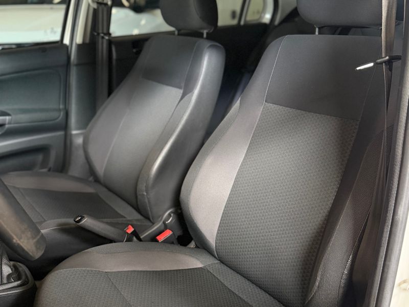 VOLKSWAGEN GOL 1.0 12V MPI TOTALFLEX 2022/2023 LEHMEN VEÍCULOS VENÂNCIO AIRES / Carros no Vale