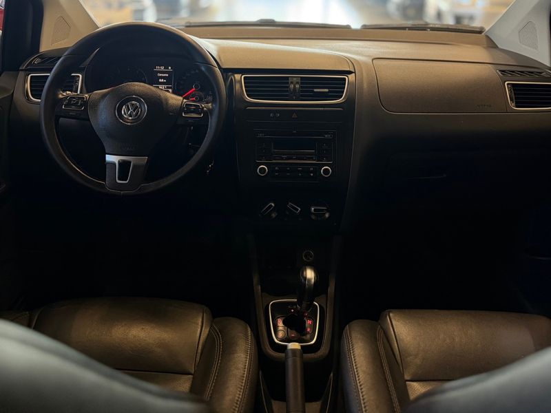 VOLKSWAGEN SPACEFOX 1.6 MI TREND 8V AUTOMATIZADO 2012/2013 LEHMEN VEÍCULOS VENÂNCIO AIRES / Carros no Vale
