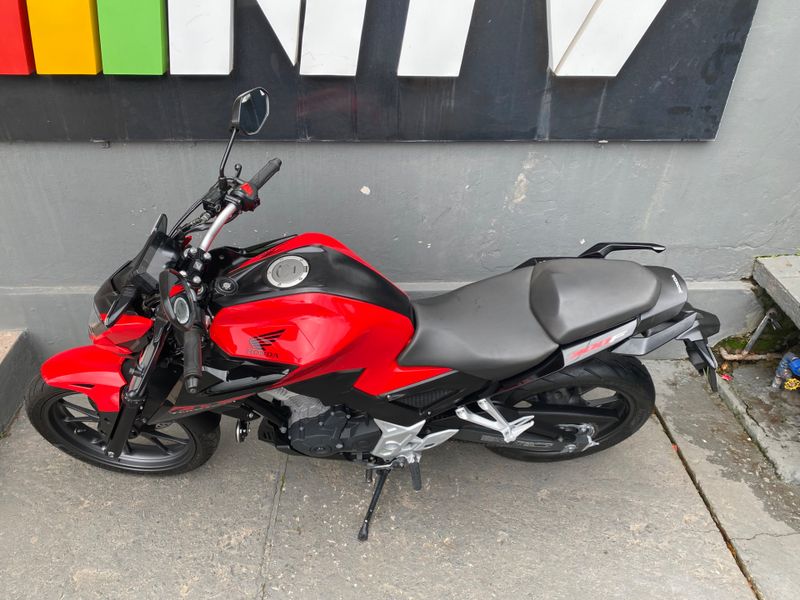 Honda Motos Cb 300f Twister Abs 2023/2023 NECO TOLATI VEÍCULOS VENÂNCIO AIRES / Carros no Vale Honda Motos Cb 300f Twister Abs 2023/2023 NECO TOLATI VEÍCULOS VENÂNCIO AIRES / Carros no Vale