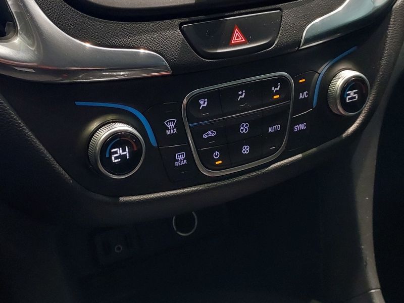 Chevrolet EQUINOX 2.0 16V TURBO GASOLINA LT AUTOMÁTICO 2017/2018 BETIOLO NOVOS E SEMINOVOS LAJEADO / Carros no Vale Chevrolet EQUINOX 2.0 16V TURBO GASOLINA LT AUTOMÁTICO 2017/2018 BETIOLO NOVOS E SEMINOVOS LAJEADO / Carros no Vale