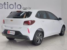 Chevrolet ONIX 1.0 FLEX LT MANUAL 2024/2024 BETIOLO NOVOS E SEMINOVOS LAJEADO / Carros no Vale