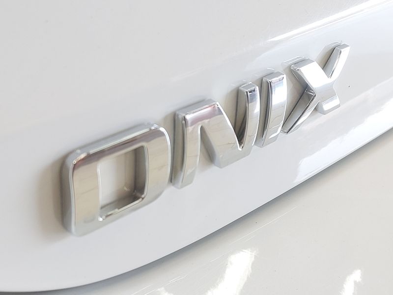 Chevrolet ONIX 1.0 TURBO FLEX LT AUTOMÁTICO 2023/2024 BETIOLO NOVOS E SEMINOVOS LAJEADO / Carros no Vale Chevrolet ONIX 1.0 TURBO FLEX LT AUTOMÁTICO 2023/2024 BETIOLO NOVOS E SEMINOVOS LAJEADO / Carros no Vale