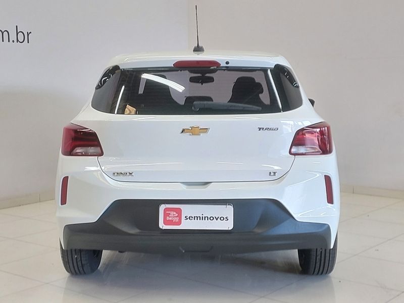 Chevrolet ONIX 1.0 TURBO FLEX LT AUTOMÁTICO 2023/2024 BETIOLO NOVOS E SEMINOVOS LAJEADO / Carros no Vale Chevrolet ONIX 1.0 TURBO FLEX LT AUTOMÁTICO 2023/2024 BETIOLO NOVOS E SEMINOVOS LAJEADO / Carros no Vale