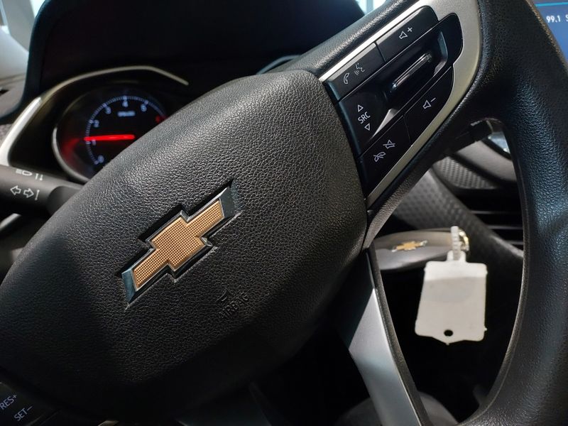 Chevrolet ONIX 1.0 TURBO FLEX LT MANUAL 2022/2023 BETIOLO NOVOS E SEMINOVOS LAJEADO / Carros no Vale Chevrolet ONIX 1.0 TURBO FLEX LT MANUAL 2022/2023 BETIOLO NOVOS E SEMINOVOS LAJEADO / Carros no Vale