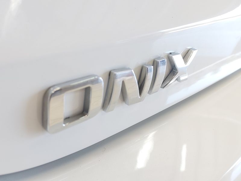 Chevrolet ONIX 1.0 TURBO FLEX LT MANUAL 2022/2023 BETIOLO NOVOS E SEMINOVOS LAJEADO / Carros no Vale Chevrolet ONIX 1.0 TURBO FLEX LT MANUAL 2022/2023 BETIOLO NOVOS E SEMINOVOS LAJEADO / Carros no Vale