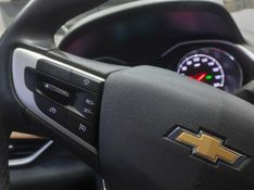 Chevrolet ONIX 1.0 TURBO FLEX PLUS PREMIER AUTOMÁTICO 2023/2024 BETIOLO NOVOS E SEMINOVOS LAJEADO / Carros no Vale