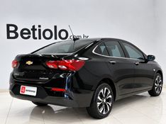 Chevrolet ONIX 1.0 TURBO FLEX PLUS PREMIER AUTOMÁTICO 2023/2024 BETIOLO NOVOS E SEMINOVOS LAJEADO / Carros no Vale