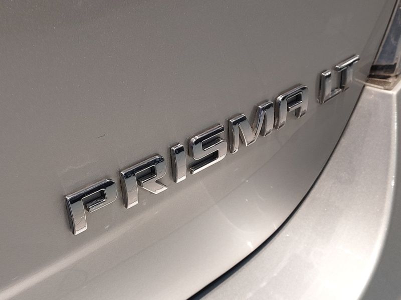 Chevrolet PRISMA 1.4 MPFI LT 8V FLEX 4P MANUAL 2015/2015 BETIOLO NOVOS E SEMINOVOS LAJEADO / Carros no Vale Chevrolet PRISMA 1.4 MPFI LT 8V FLEX 4P MANUAL 2015/2015 BETIOLO NOVOS E SEMINOVOS LAJEADO / Carros no Vale