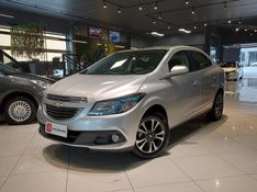 Chevrolet PRISMA 1.4 MPFI LT 8V FLEX 4P MANUAL 2015/2015 BETIOLO NOVOS E SEMINOVOS LAJEADO / Carros no Vale