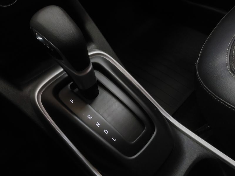 Chevrolet TRACKER 1.0 TURBO FLEX LTZ AUTOMÁTICO 2022/2022 BETIOLO NOVOS E SEMINOVOS LAJEADO / Carros no Vale