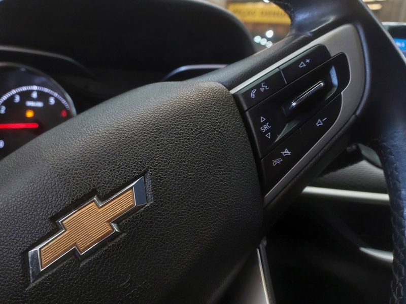 Chevrolet TRACKER 1.0 TURBO FLEX LTZ AUTOMÁTICO 2022/2023 BETIOLO NOVOS E SEMINOVOS LAJEADO / Carros no Vale