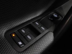 Chevrolet TRACKER 1.0 TURBO FLEX LTZ AUTOMÁTICO 2022/2022 BETIOLO NOVOS E SEMINOVOS LAJEADO / Carros no Vale