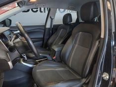 Chevrolet TRACKER 1.0 TURBO FLEX LTZ AUTOMÁTICO 2022/2023 BETIOLO NOVOS E SEMINOVOS LAJEADO / Carros no Vale
