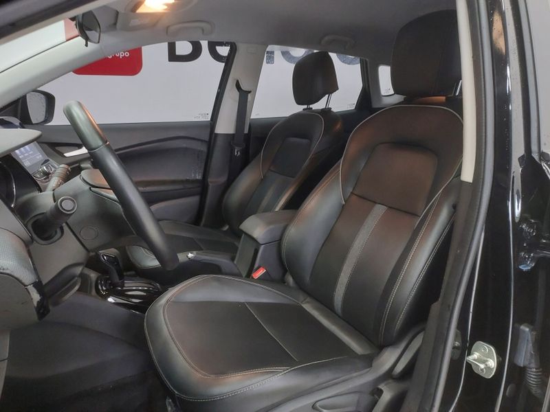 Chevrolet TRACKER 1.0 TURBO FLEX MIDNIGHT AUTOMÁTICO 2023/2024 BETIOLO NOVOS E SEMINOVOS LAJEADO / Carros no Vale