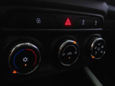 Chevrolet TRACKER 1.2 TURBO FLEX LTZ AUTOMÁTICO 2020/2021 BETIOLO NOVOS E SEMINOVOS LAJEADO / Carros no Vale