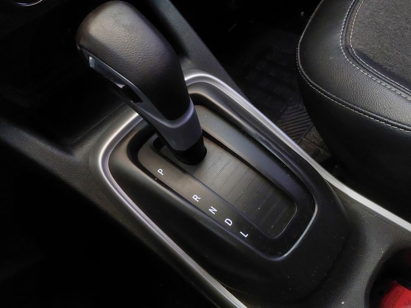 Chevrolet TRACKER 1.2 TURBO FLEX LTZ AUTOMÁTICO 2020/2021 BETIOLO NOVOS E SEMINOVOS LAJEADO / Carros no Vale