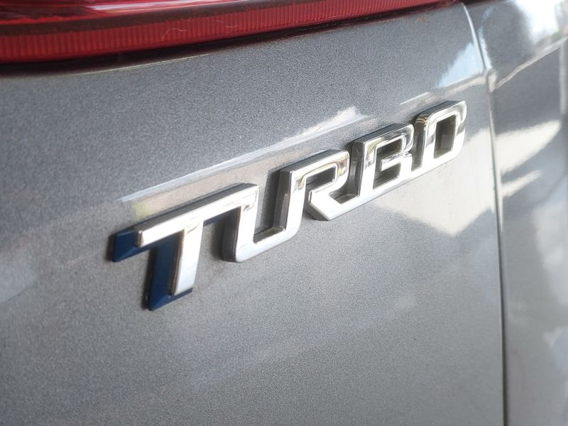 Chevrolet TRACKER 1.2 TURBO FLEX LTZ AUTOMÁTICO 2020/2021 BETIOLO NOVOS E SEMINOVOS LAJEADO / Carros no Vale