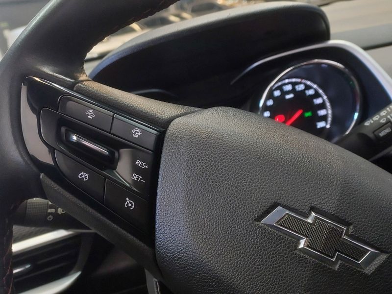 Chevrolet TRACKER 1.2 TURBO FLEX RS AUTOMÁTICO 2024/2025 BETIOLO NOVOS E SEMINOVOS LAJEADO / Carros no Vale