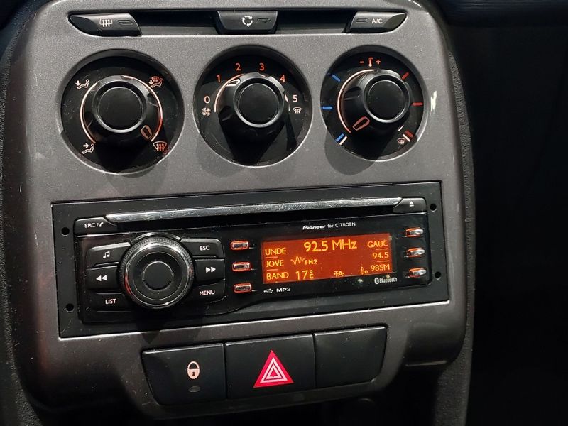 Citroen C3 1.5 ATTRACTION 8V FLEX 4P MANUAL 2015/2015 BETIOLO NOVOS E SEMINOVOS LAJEADO / Carros no Vale Citroen C3 1.5 ATTRACTION 8V FLEX 4P MANUAL 2015/2015 BETIOLO NOVOS E SEMINOVOS LAJEADO / Carros no Vale
