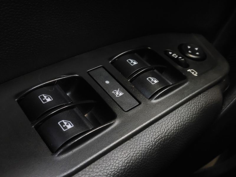 Fiat CRONOS 1.3 FIREFLY FLEX PRECISION CVT 2022/2023 BETIOLO NOVOS E SEMINOVOS LAJEADO / Carros no Vale Fiat CRONOS 1.3 FIREFLY FLEX PRECISION CVT 2022/2023 BETIOLO NOVOS E SEMINOVOS LAJEADO / Carros no Vale