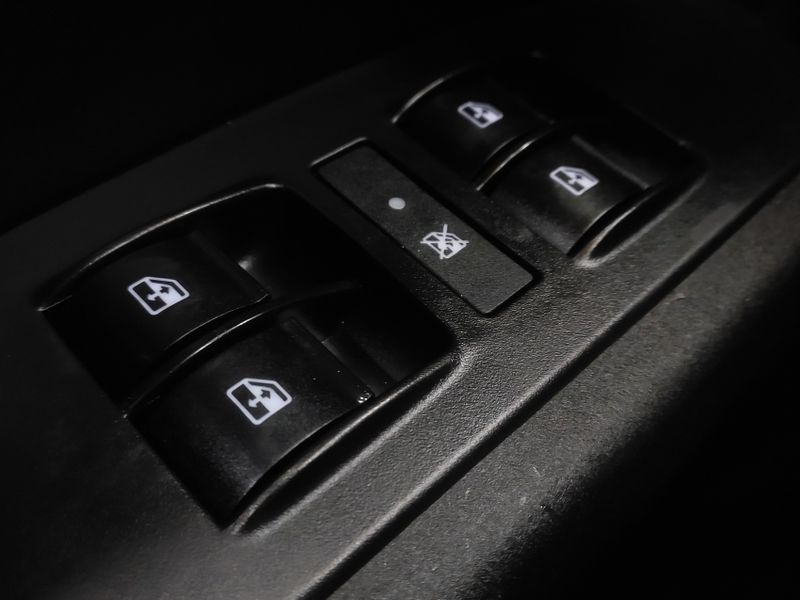 Fiat CRONOS 1.8 E.TORQ FLEX DRIVE AT6 2021/2021 BETIOLO NOVOS E SEMINOVOS LAJEADO / Carros no Vale Fiat CRONOS 1.8 E.TORQ FLEX DRIVE AT6 2021/2021 BETIOLO NOVOS E SEMINOVOS LAJEADO / Carros no Vale