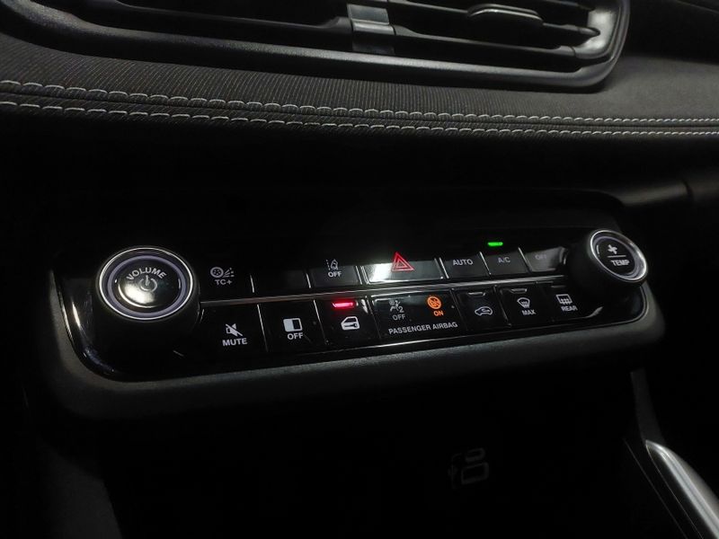 Fiat FASTBACK 1.0 TURBO 200 FLEX AUDACE CVT 2023/2024 BETIOLO NOVOS E SEMINOVOS LAJEADO / Carros no Vale Fiat FASTBACK 1.0 TURBO 200 FLEX AUDACE CVT 2023/2024 BETIOLO NOVOS E SEMINOVOS LAJEADO / Carros no Vale