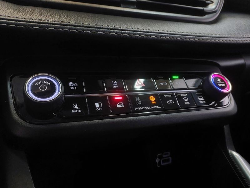 Fiat FASTBACK 1.0 TURBO 200 FLEX AUDACE CVT 2023/2024 BETIOLO NOVOS E SEMINOVOS LAJEADO / Carros no Vale Fiat FASTBACK 1.0 TURBO 200 FLEX AUDACE CVT 2023/2024 BETIOLO NOVOS E SEMINOVOS LAJEADO / Carros no Vale