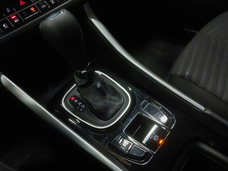 Fiat FASTBACK 1.0 TURBO 200 FLEX AUDACE CVT 2023/2024 BETIOLO NOVOS E SEMINOVOS LAJEADO / Carros no Vale Fiat FASTBACK 1.0 TURBO 200 FLEX AUDACE CVT 2023/2024 BETIOLO NOVOS E SEMINOVOS LAJEADO / Carros no Vale