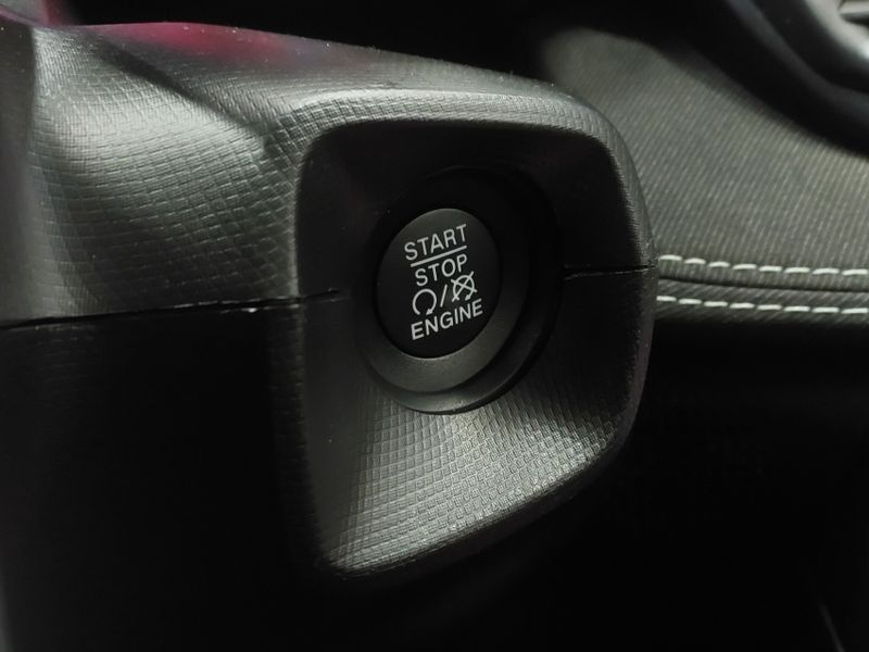 Fiat FASTBACK 1.0 TURBO 200 FLEX AUDACE CVT 2023/2024 BETIOLO NOVOS E SEMINOVOS LAJEADO / Carros no Vale Fiat FASTBACK 1.0 TURBO 200 FLEX AUDACE CVT 2023/2024 BETIOLO NOVOS E SEMINOVOS LAJEADO / Carros no Vale