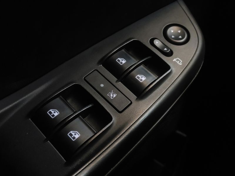 Fiat FASTBACK 1.0 TURBO 200 FLEX CVT 2023/2024 BETIOLO NOVOS E SEMINOVOS LAJEADO / Carros no Vale