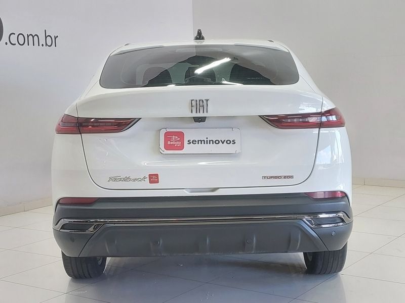 Fiat FASTBACK 1.0 TURBO 200 FLEX CVT 2023/2024 BETIOLO NOVOS E SEMINOVOS LAJEADO / Carros no Vale