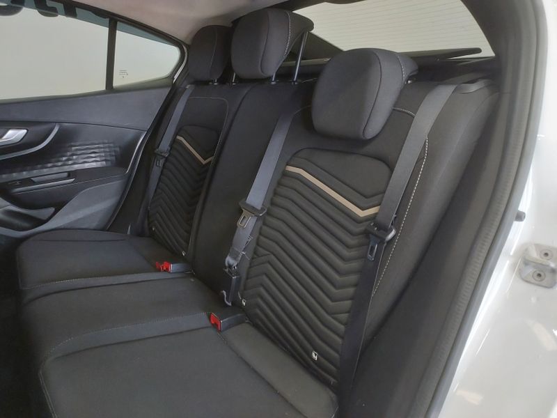 Fiat FASTBACK 1.0 TURBO 200 FLEX CVT 2023/2024 BETIOLO NOVOS E SEMINOVOS LAJEADO / Carros no Vale
