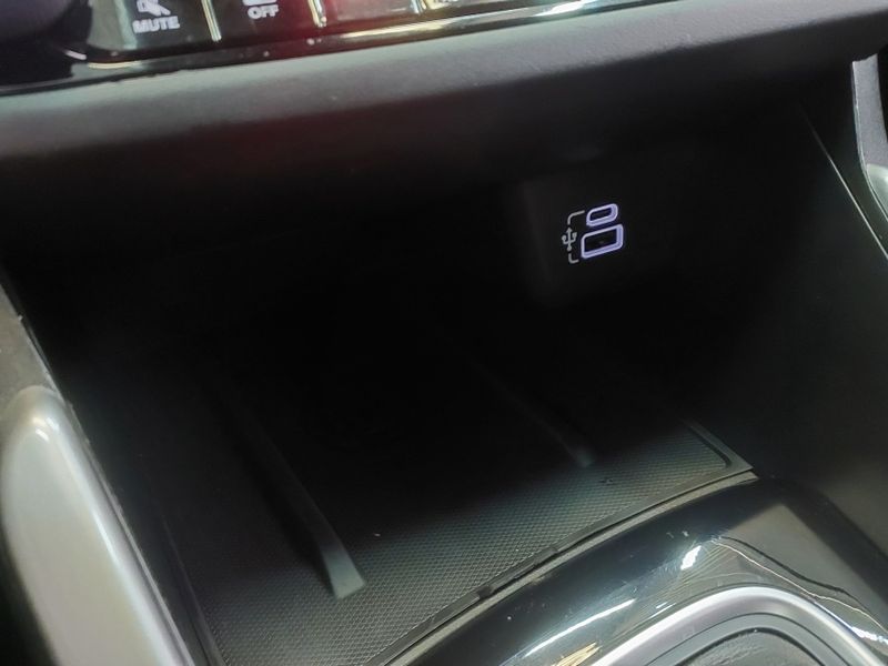 Fiat FASTBACK 1.0 TURBO 200 HYBRID IMPETUS CVT 2025/2026 BETIOLO NOVOS E SEMINOVOS LAJEADO / Carros no Vale Fiat FASTBACK 1.0 TURBO 200 HYBRID IMPETUS CVT 2025/2026 BETIOLO NOVOS E SEMINOVOS LAJEADO / Carros no Vale