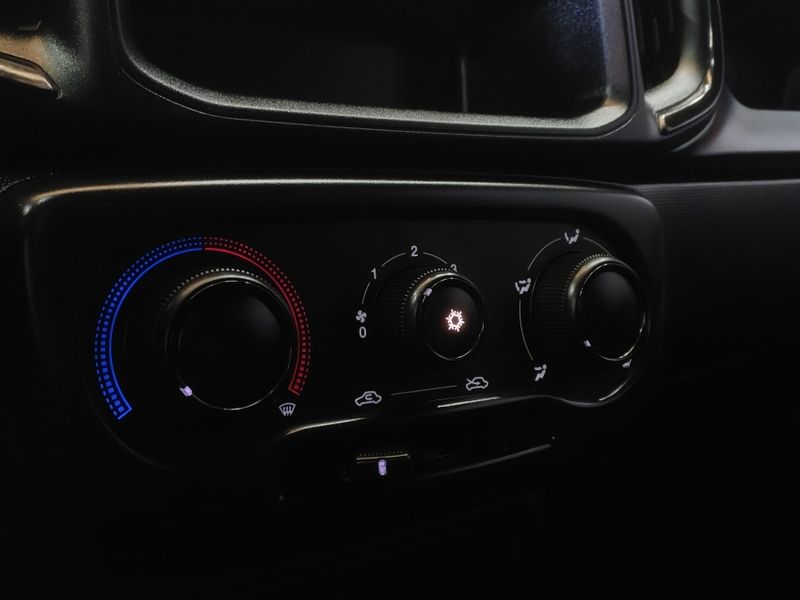 Fiat FIORINO 1.4 MPI FURGÃO ENDURANCE 8V FLEX 2P MANUAL 2024/2025 BETIOLO NOVOS E SEMINOVOS LAJEADO / Carros no Vale Fiat FIORINO 1.4 MPI FURGÃO ENDURANCE 8V FLEX 2P MANUAL 2024/2025 BETIOLO NOVOS E SEMINOVOS LAJEADO / Carros no Vale